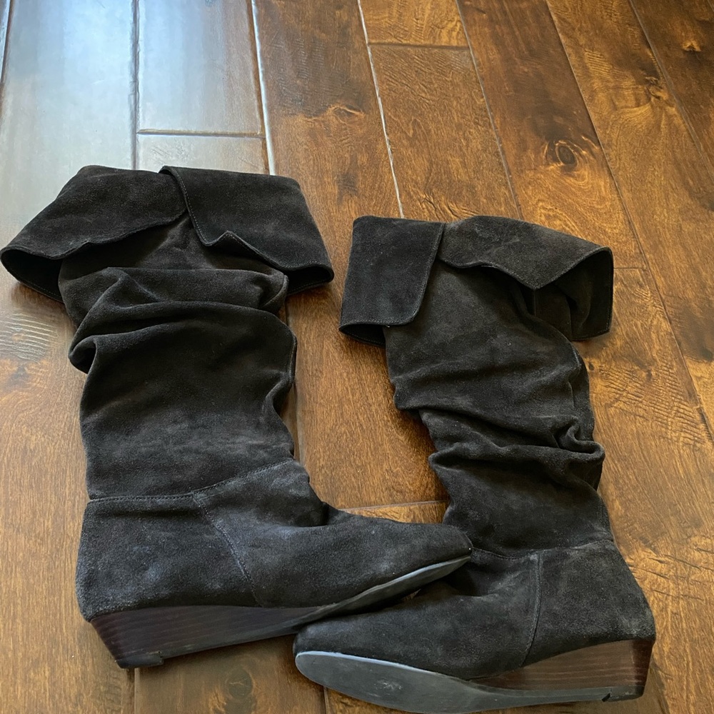 Nine West suede boots